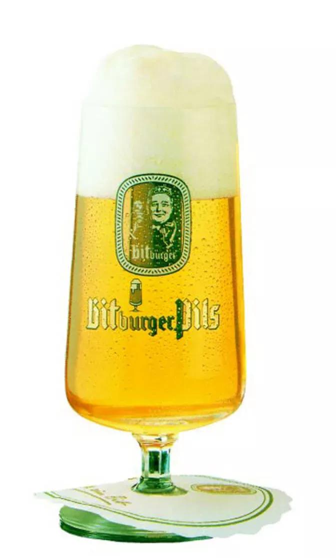 Ein Foto vom neuen Bitburgerglas namens Bit-Pokal.