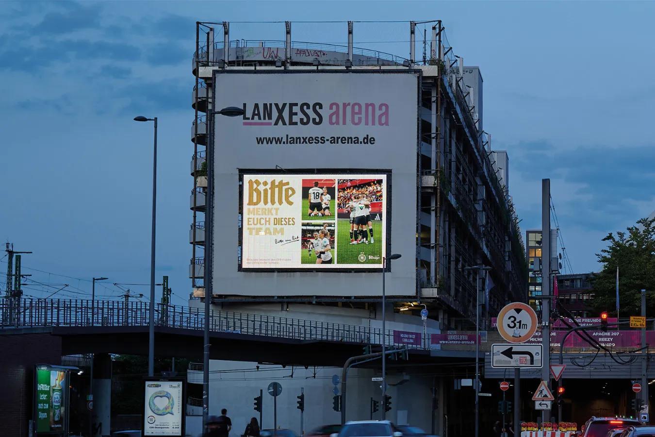 Bitburger DFB Werbung in verschiedenen Städten